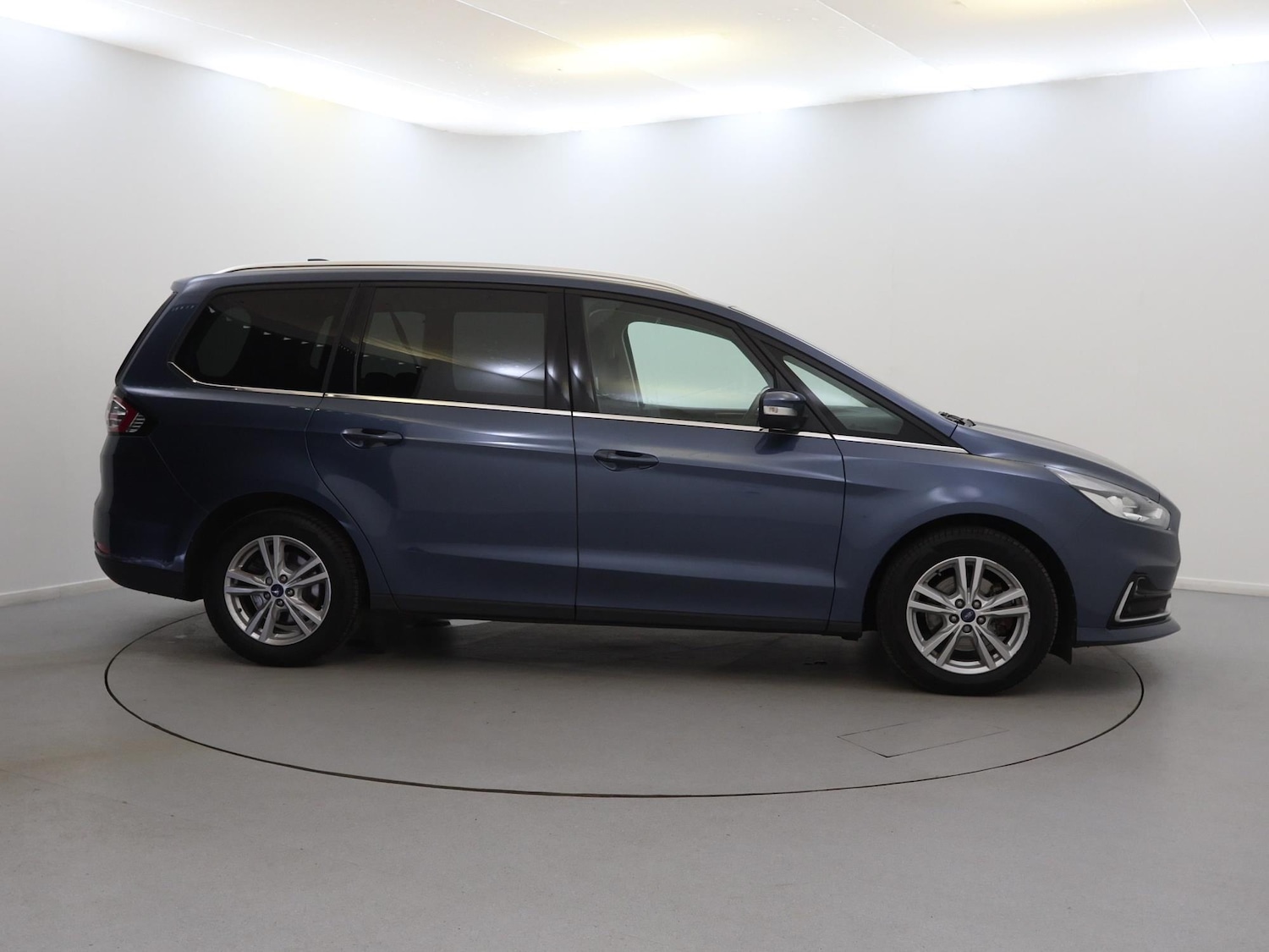 Used Ford Galaxy 2022 for sale - 76353303: Photo 8