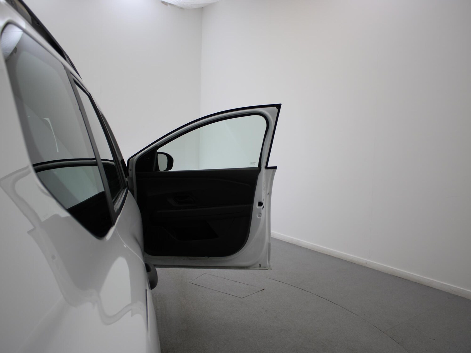 Used Dacia Jogger 2023 for sale - 76353243: Photo 30