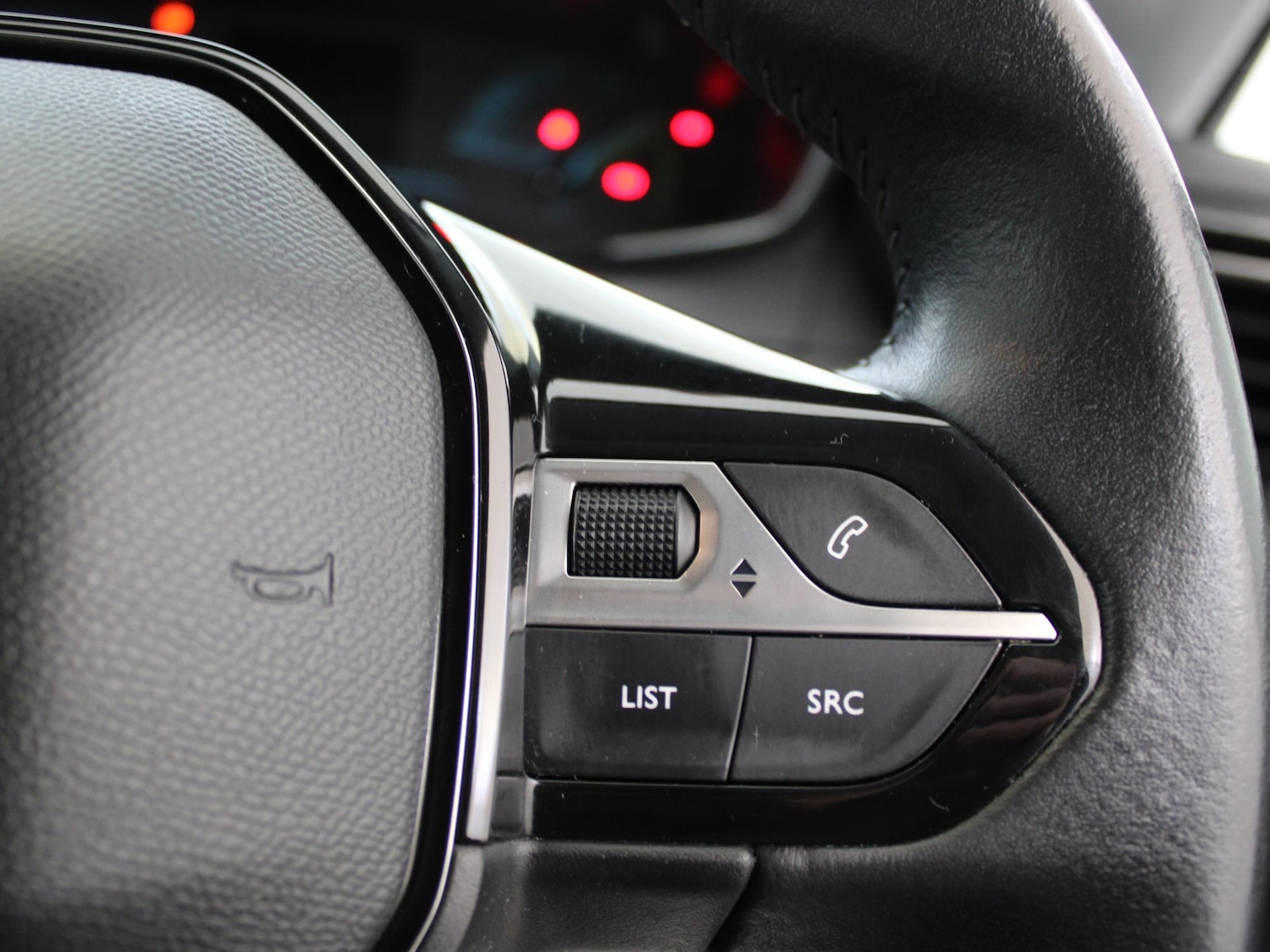 Used Peugeot 208 2021 for sale - 77601539: Photo 14