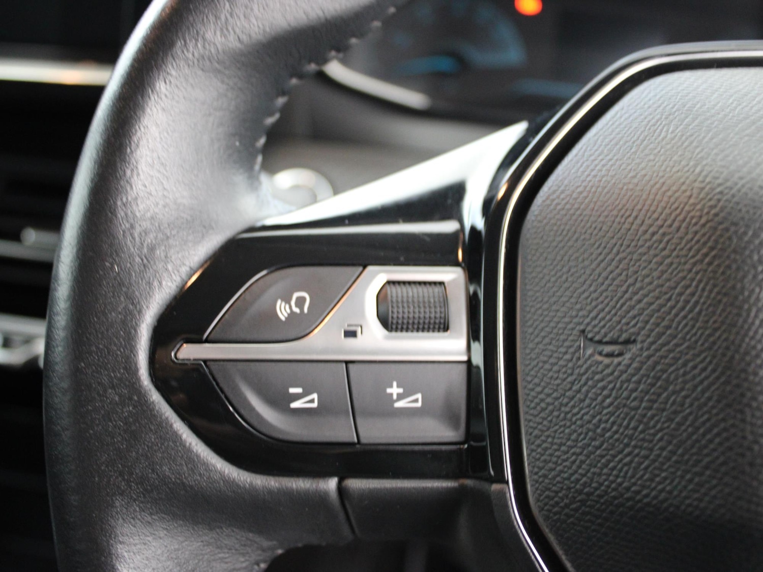 Used Peugeot 208 2021 for sale - 77601539: Photo 15