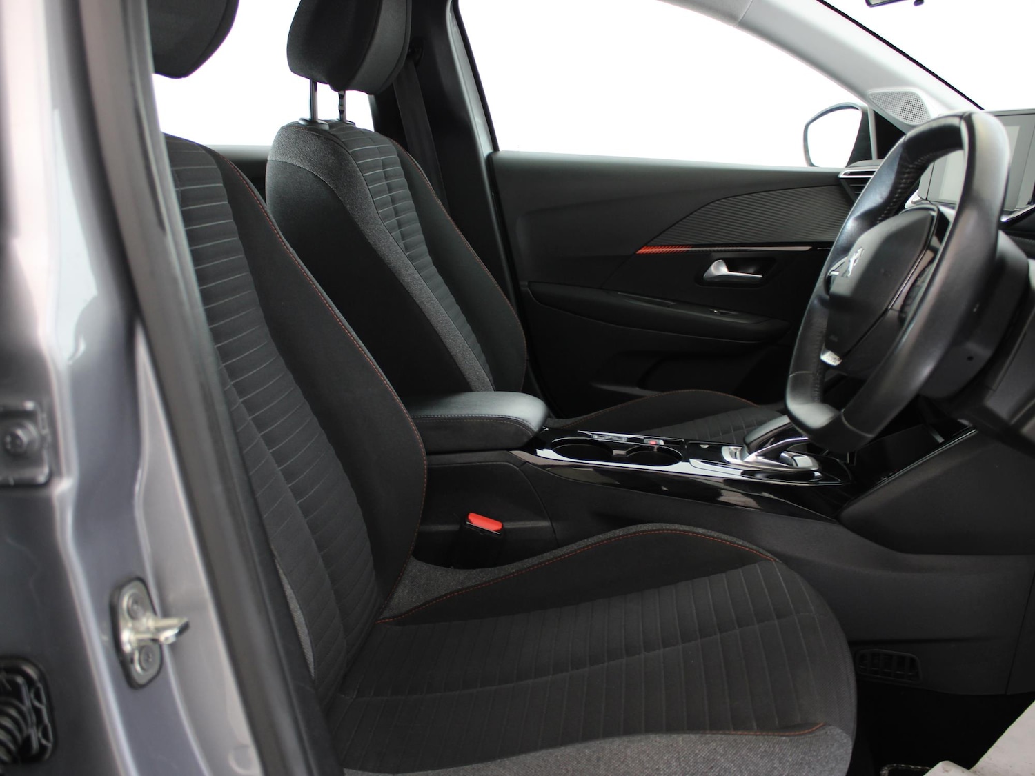 Used Peugeot 208 2021 for sale - 77601539: Photo 9