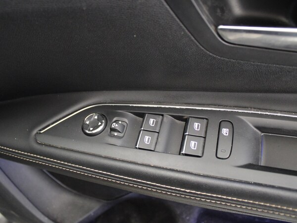 Used Peugeot 5008 2022 for sale - 75343923: Photo 33