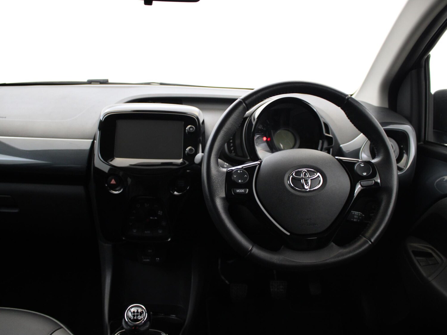 Used Toyota AYGO 2018 for sale - 77706861: Photo 14