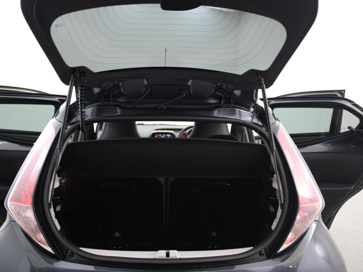 Used Toyota AYGO 2018 for sale - 77706861: Photo 36