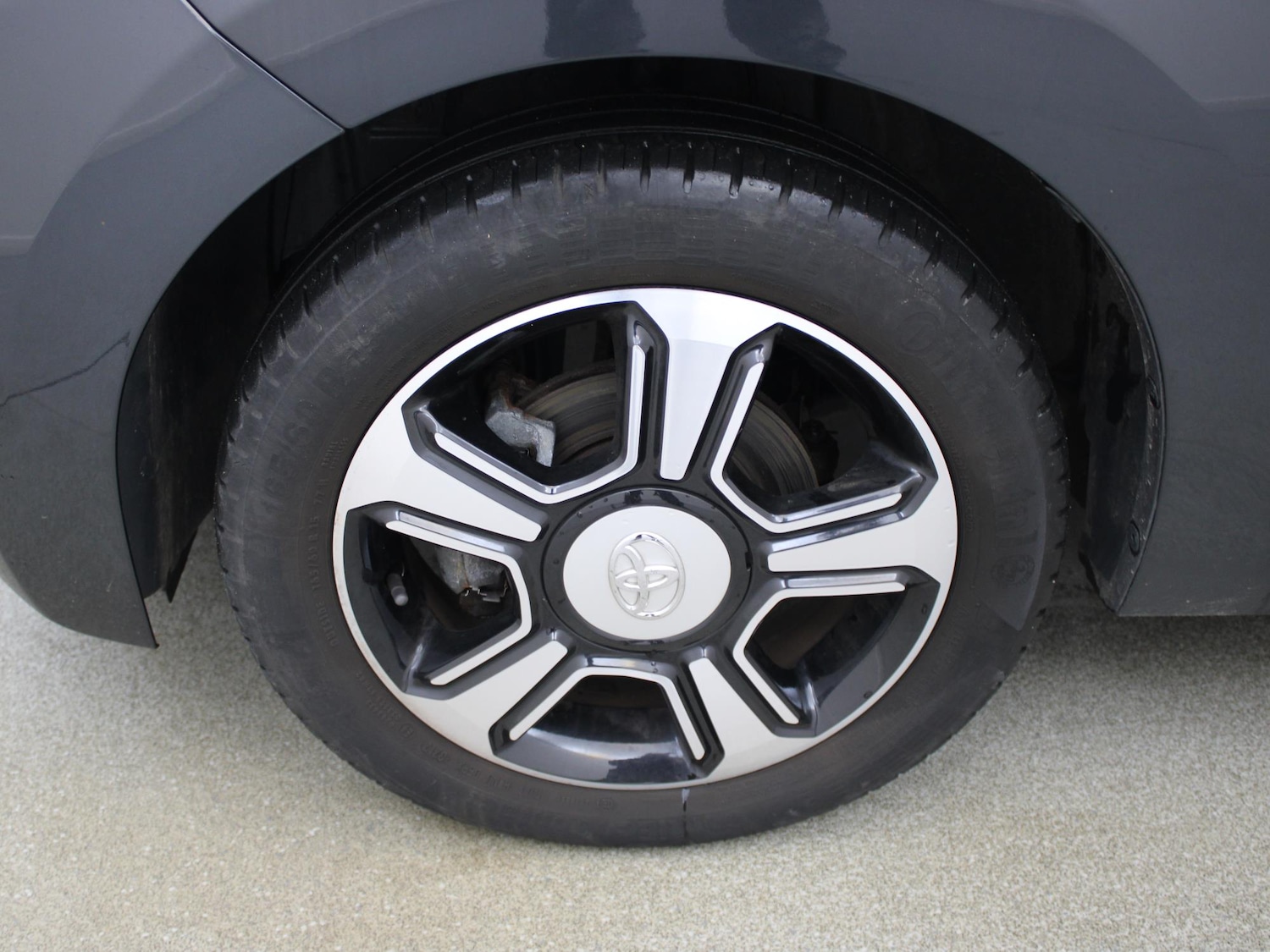 Used Toyota AYGO 2018 for sale - 77706861: Photo 42