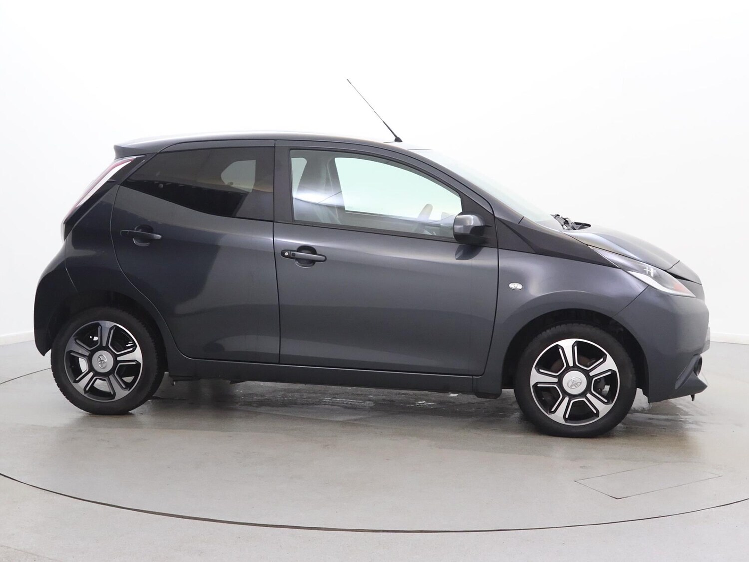 Used Toyota AYGO 2018 for sale - 77706861: Photo 8