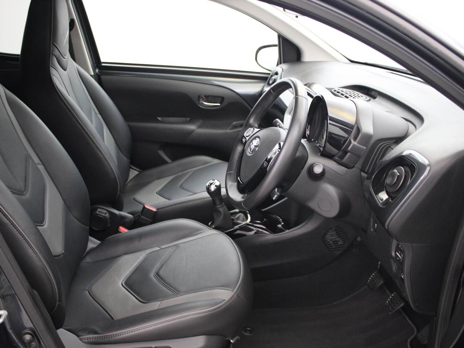 Used Toyota AYGO 2018 for sale - 77706861: Photo 9