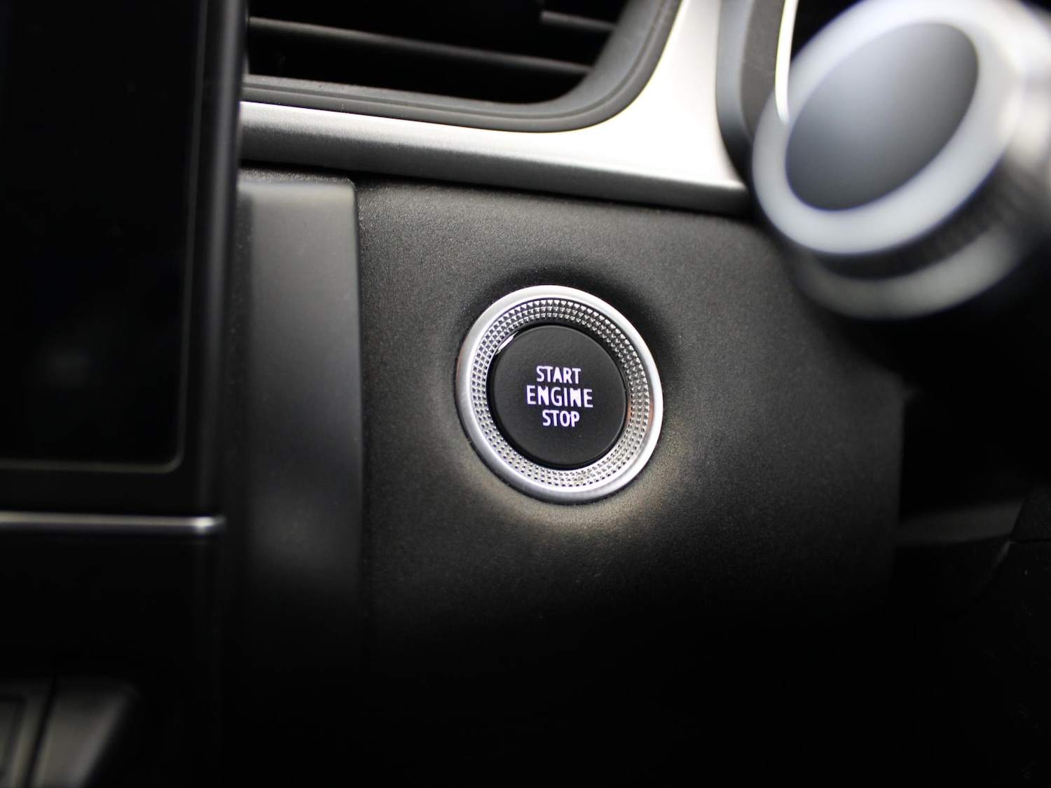 Used Renault Captur 2020 for sale - 75592572: Photo 12