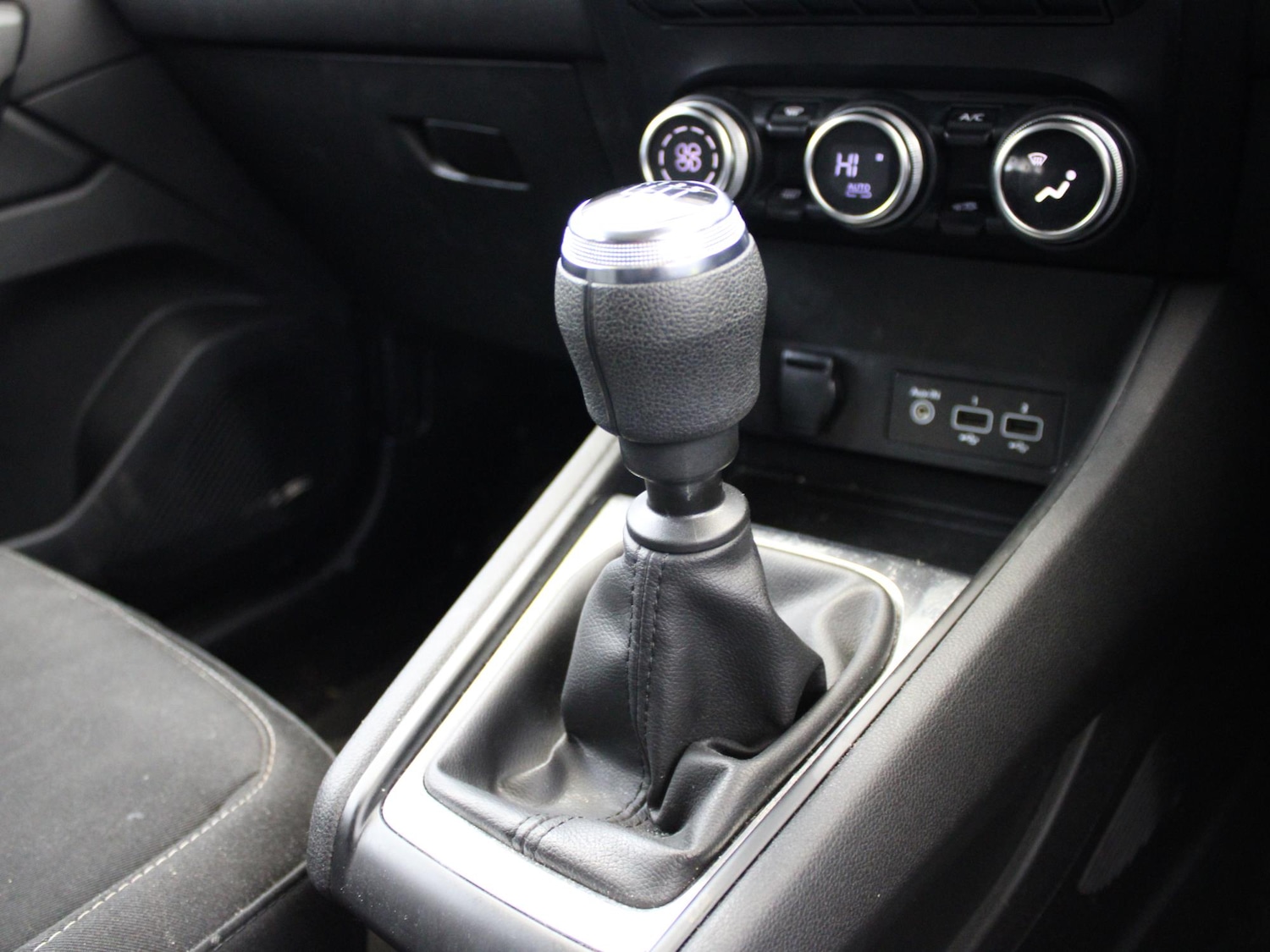 Used Renault Captur 2020 for sale - 75592572: Photo 24