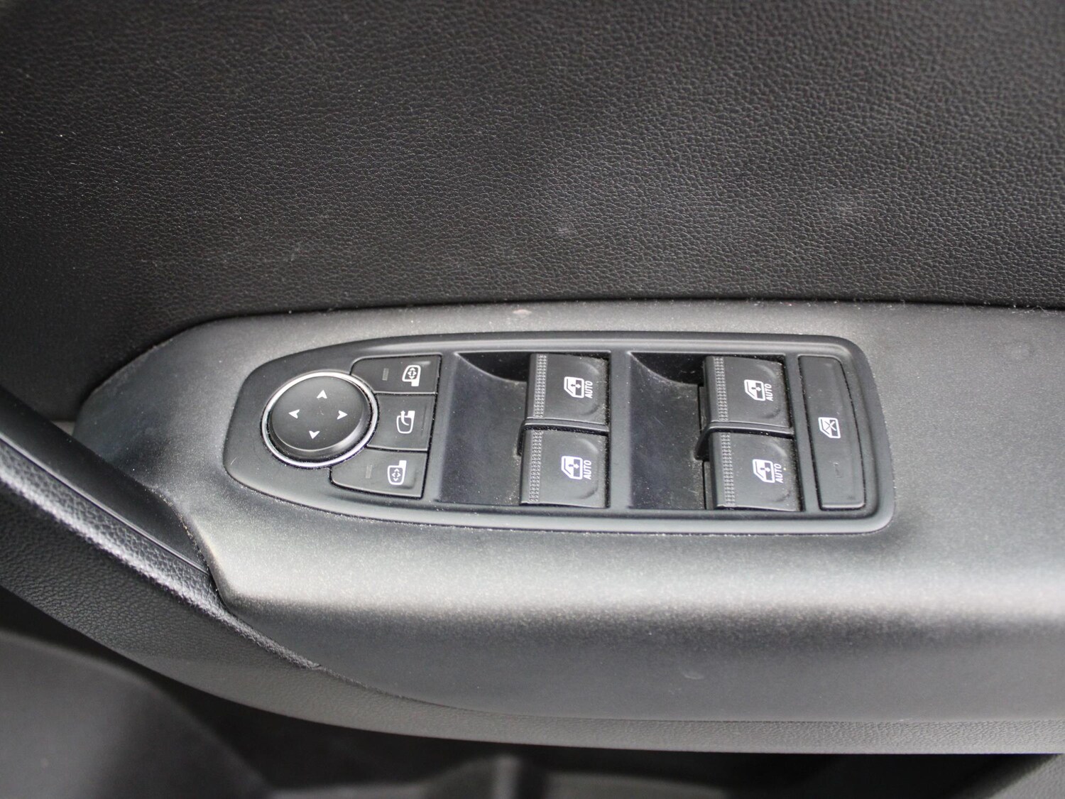 Used Renault Captur 2020 for sale - 75592572: Photo 31