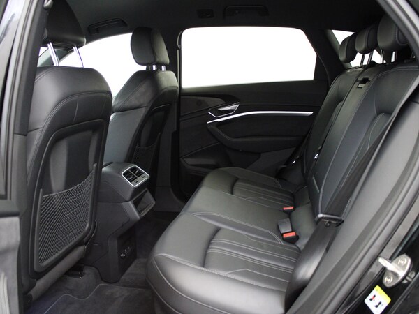 Used Audi e-tron 2022 for sale - 75582443: Photo 13