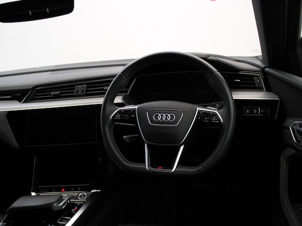 Used Audi e-tron 2022 for sale - 75582443: Photo 18