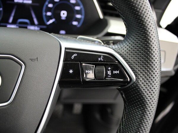 Used Audi e-tron 2022 for sale - 75582443: Photo 36