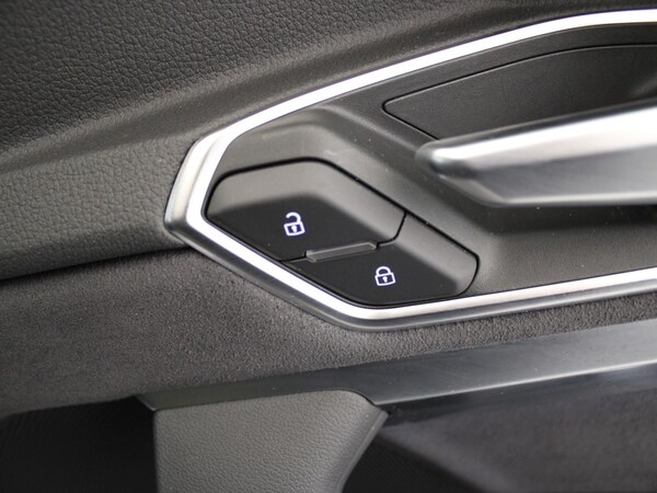 Used Audi e-tron 2022 for sale - 75582443: Photo 41