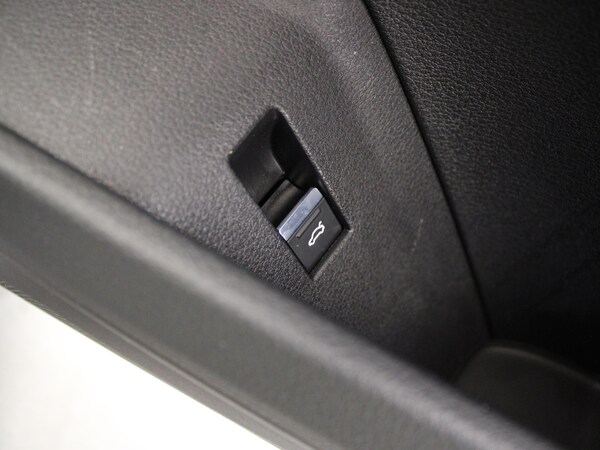 Used Audi e-tron 2022 for sale - 75582443: Photo 44