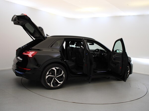 Used Audi e-tron 2022 for sale - 75582443: Photo 47
