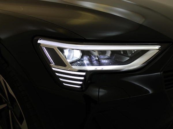 Used Audi e-tron 2022 for sale - 75582443: Photo 48