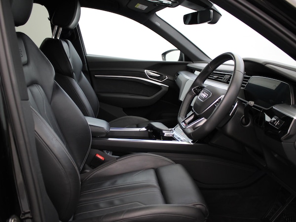 Used Audi e-tron 2022 for sale - 75582443: Photo 9