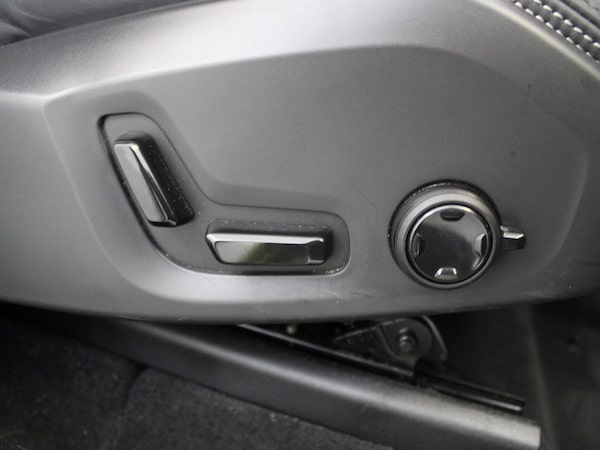Used Volvo XC60 2021 for sale - 76206739: Photo 10