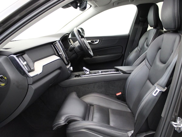 Used Volvo XC60 2021 for sale - 76206739: Photo 11