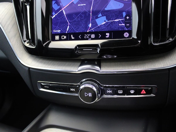 Used Volvo XC60 2021 for sale - 76206739: Photo 31
