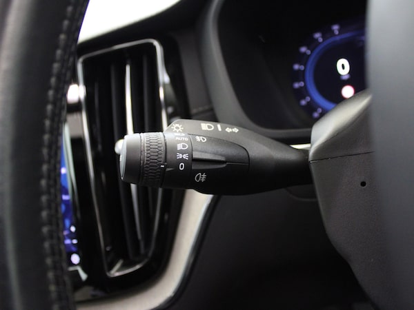 Used Volvo XC60 2021 for sale - 76206739: Photo 38