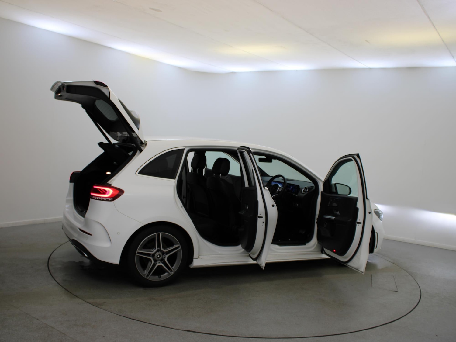 Used Mercedes-Benz B Class 2020 for sale - 78024769: Photo 44