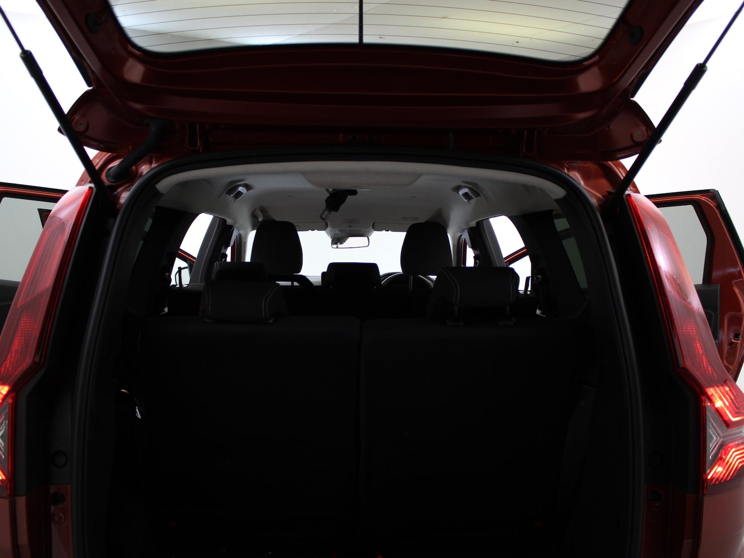 Used Dacia Jogger 2024 for sale - 76077314: Photo 30