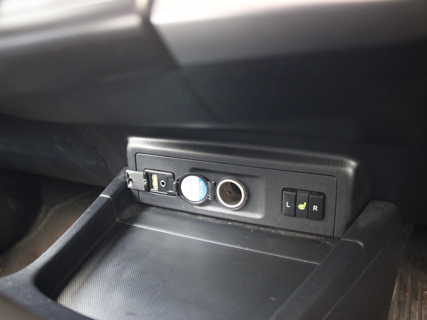 Used Toyota Prius+ 2020 for sale - 76916446: Photo 31