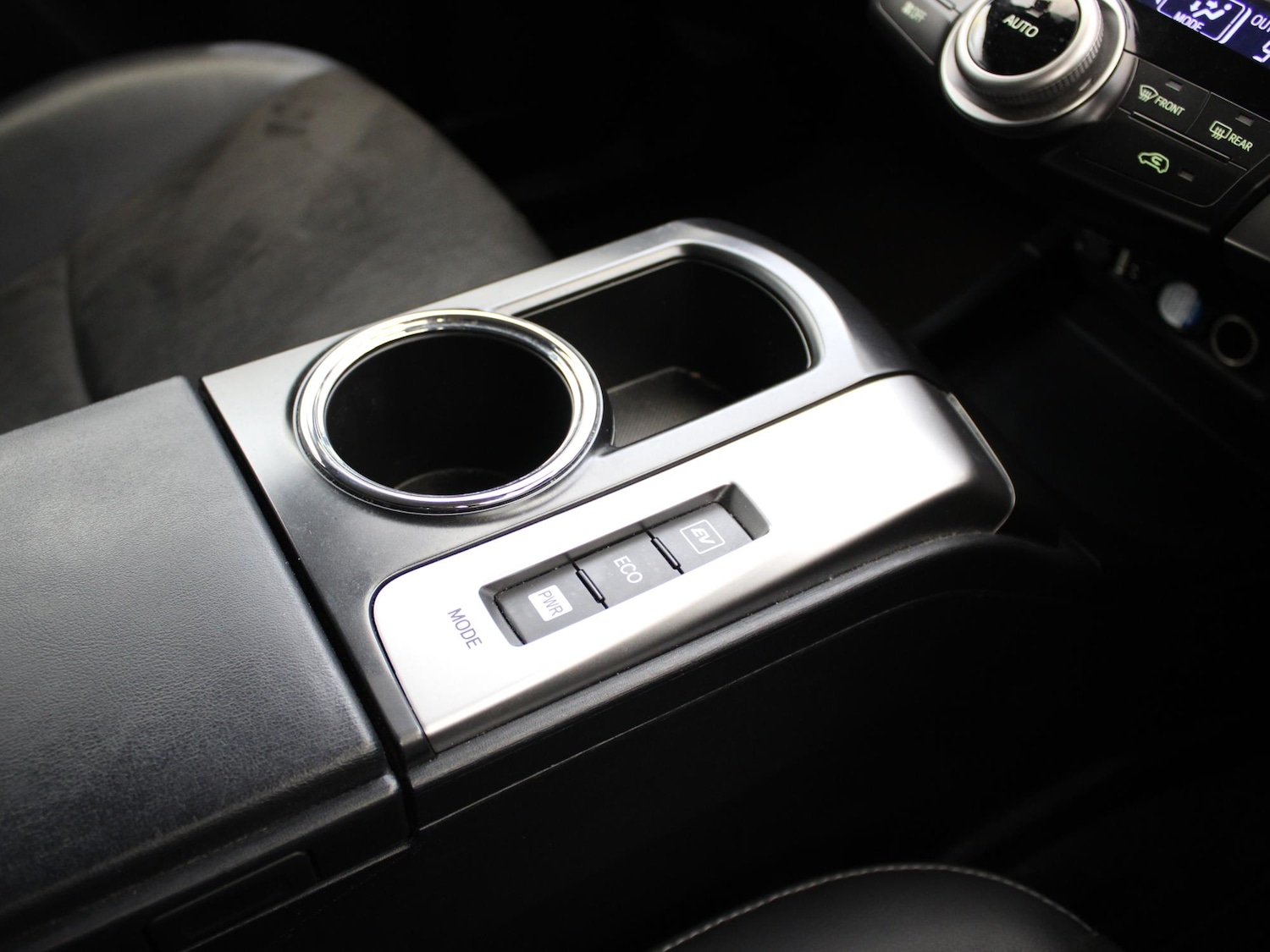 Used Toyota Prius+ 2020 for sale - 76916446: Photo 32