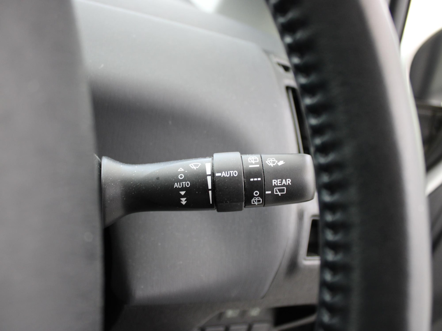 Used Toyota Prius+ 2020 for sale - 76916446: Photo 39