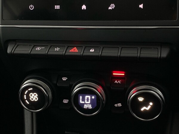 Used Renault Captur 2022 for sale - 75367599: Photo 19