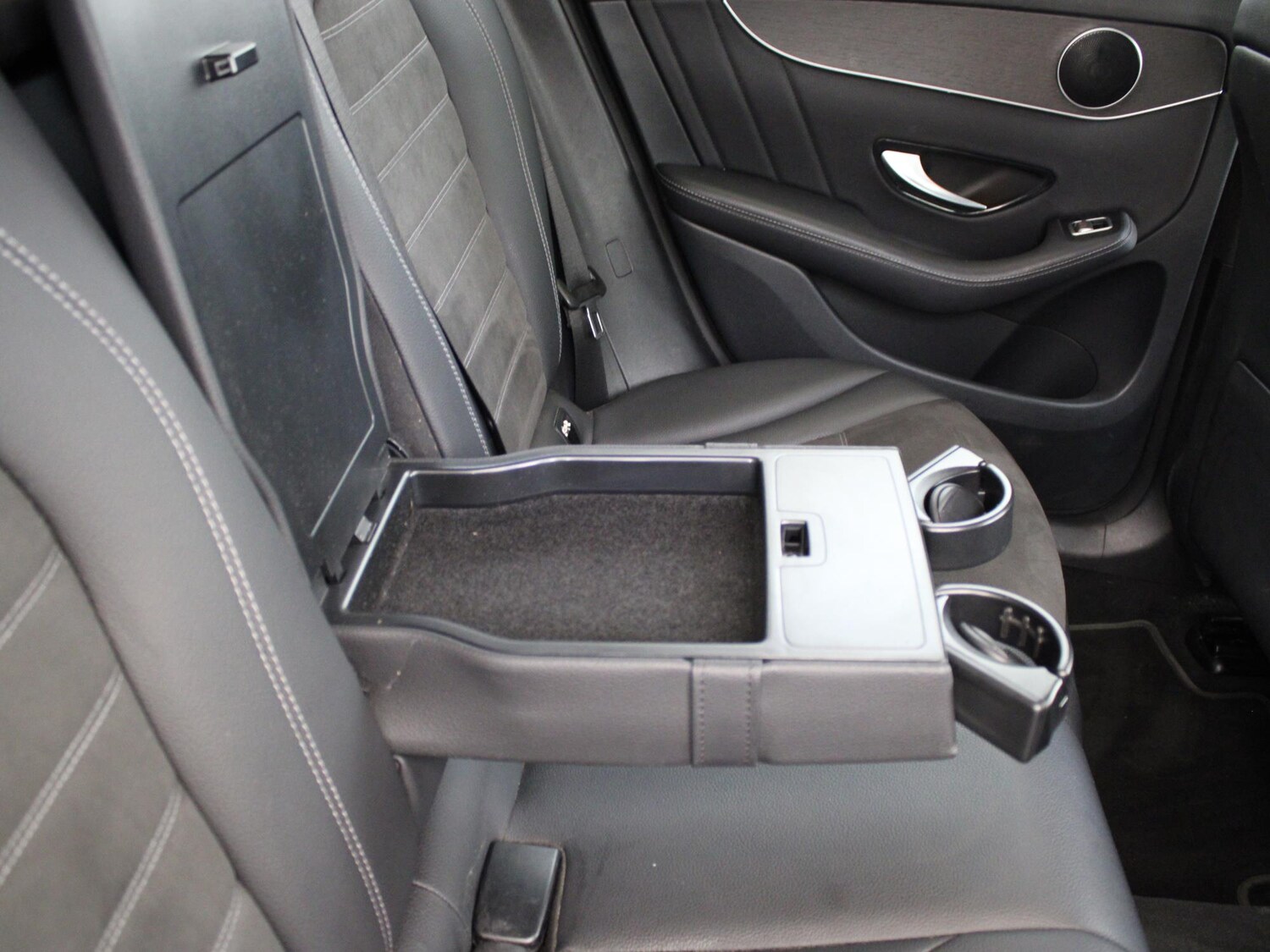 Used Mercedes-Benz GLC 2019 for sale - 77973214: Photo 16