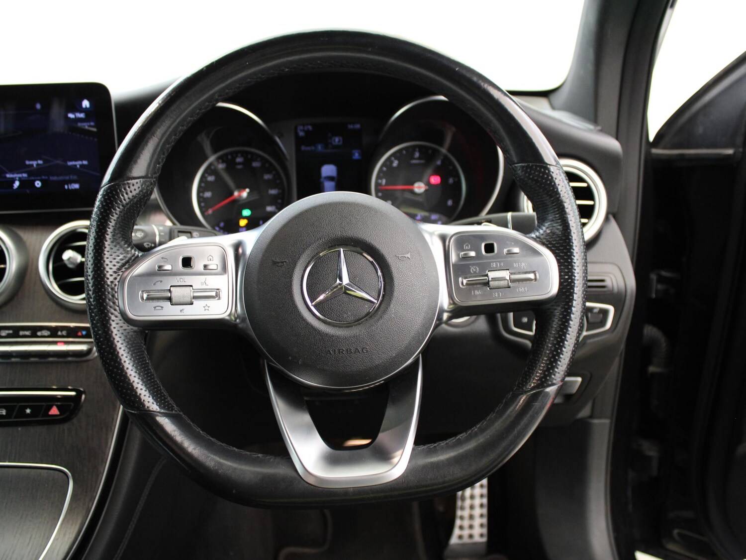 Used Mercedes-Benz GLC 2019 for sale - 77973214: Photo 31