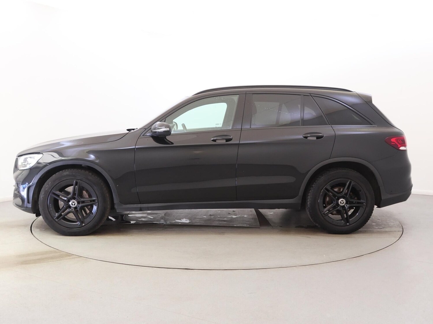 Used Mercedes-Benz GLC 2019 for sale - 77973214: Photo 4