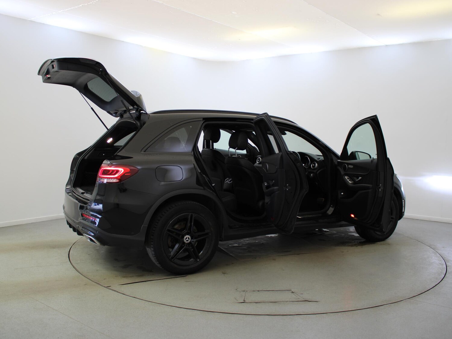 Used Mercedes-Benz GLC 2019 for sale - 77973214: Photo 43