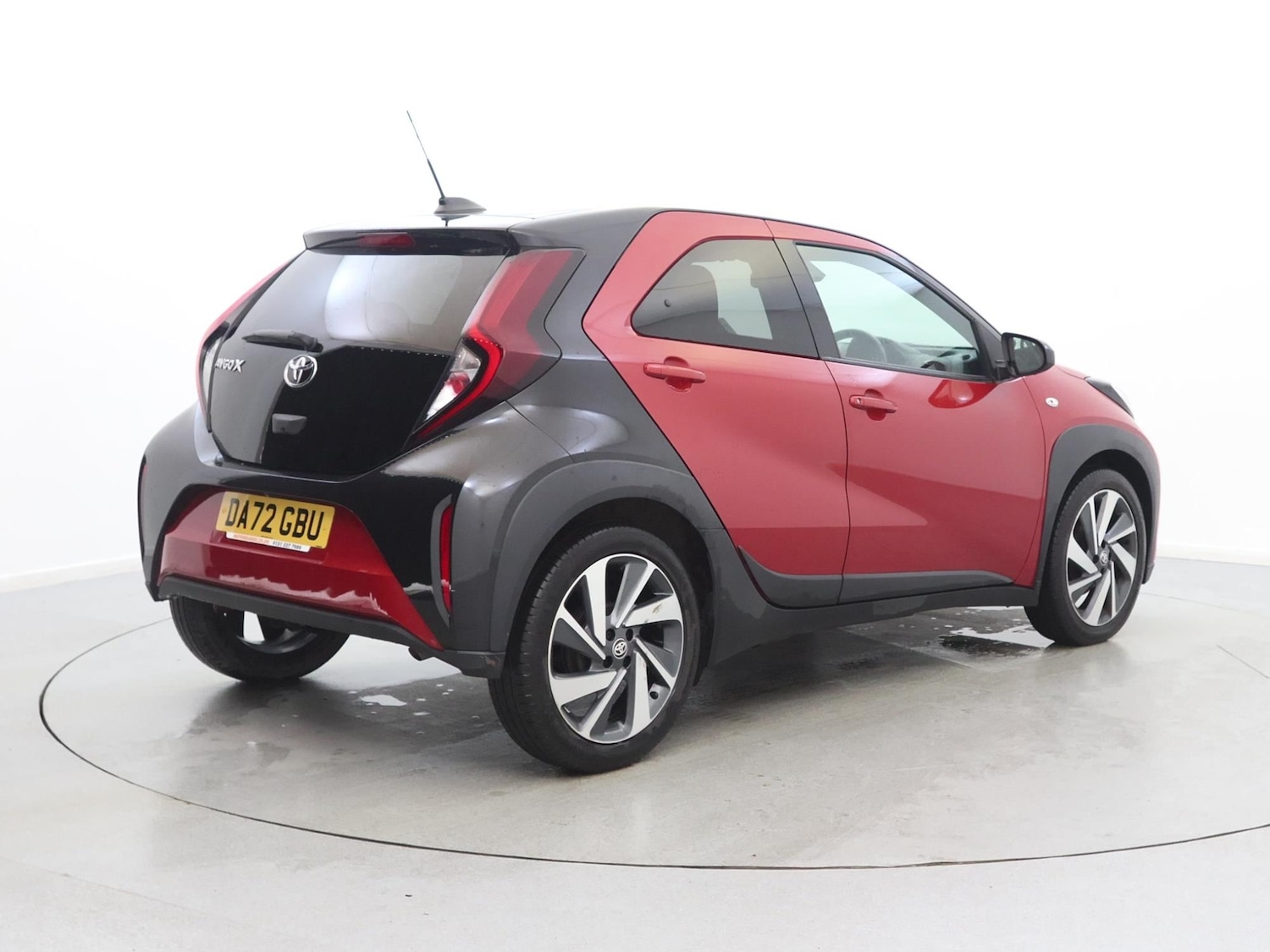 Used Toyota Aygo X 2022 for sale - 77443842: Photo 5