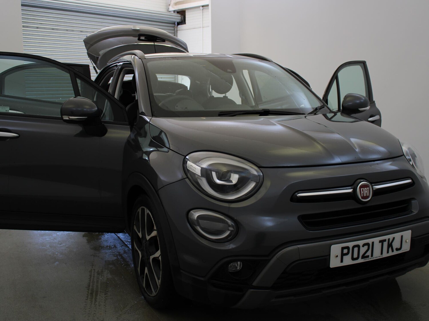 Vehicle 29