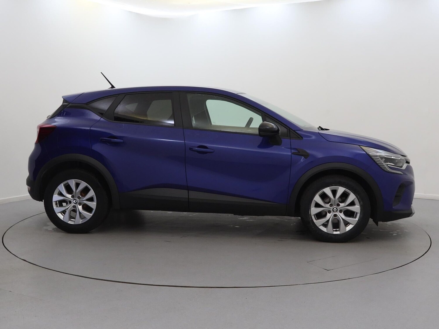 Used Renault Captur 2022 for sale - 75674120: Photo 8