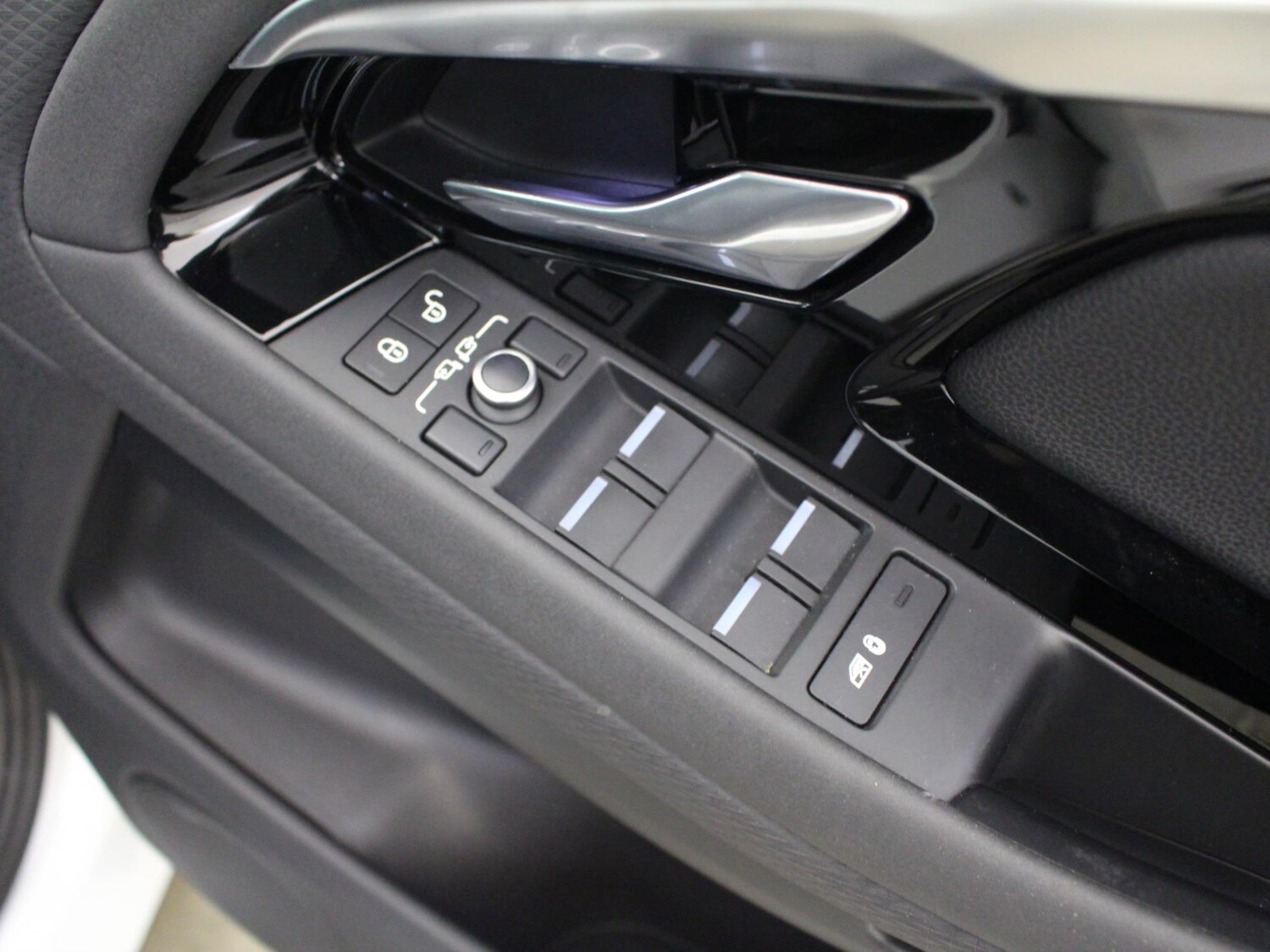 Used Land Rover Range Rover Evoque 2020 for sale - 77443987: Photo 35