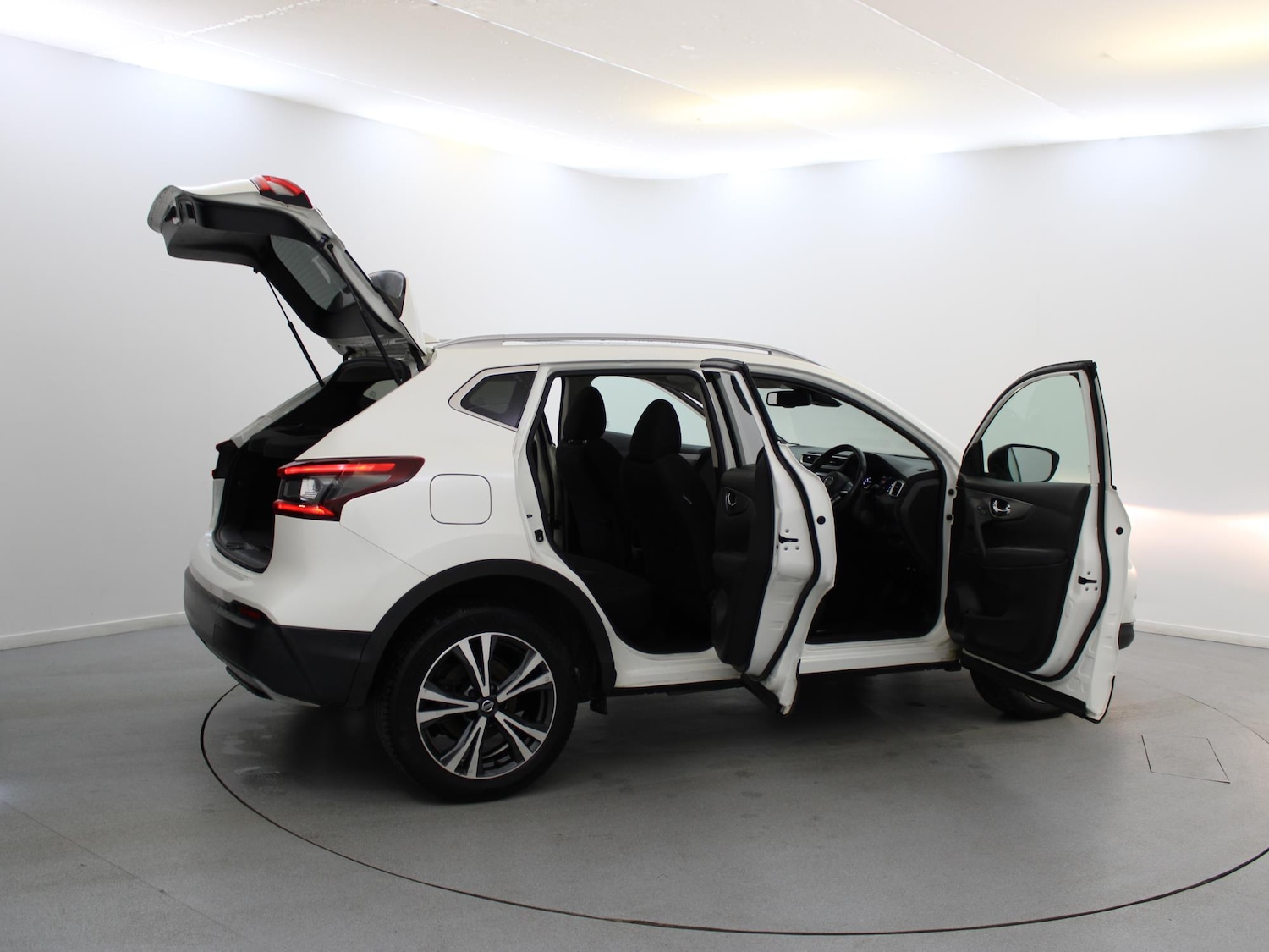 Used Nissan Qashqai 2020 for sale - 76442623: Photo 41