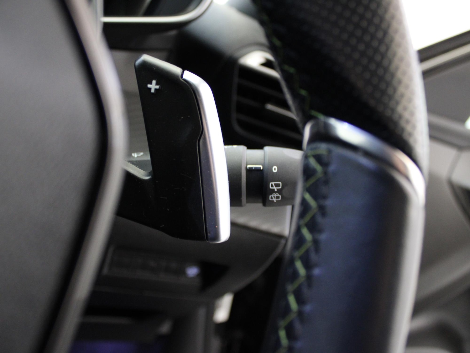 Used Peugeot 2008 2023 for sale - 76916484: Photo 32