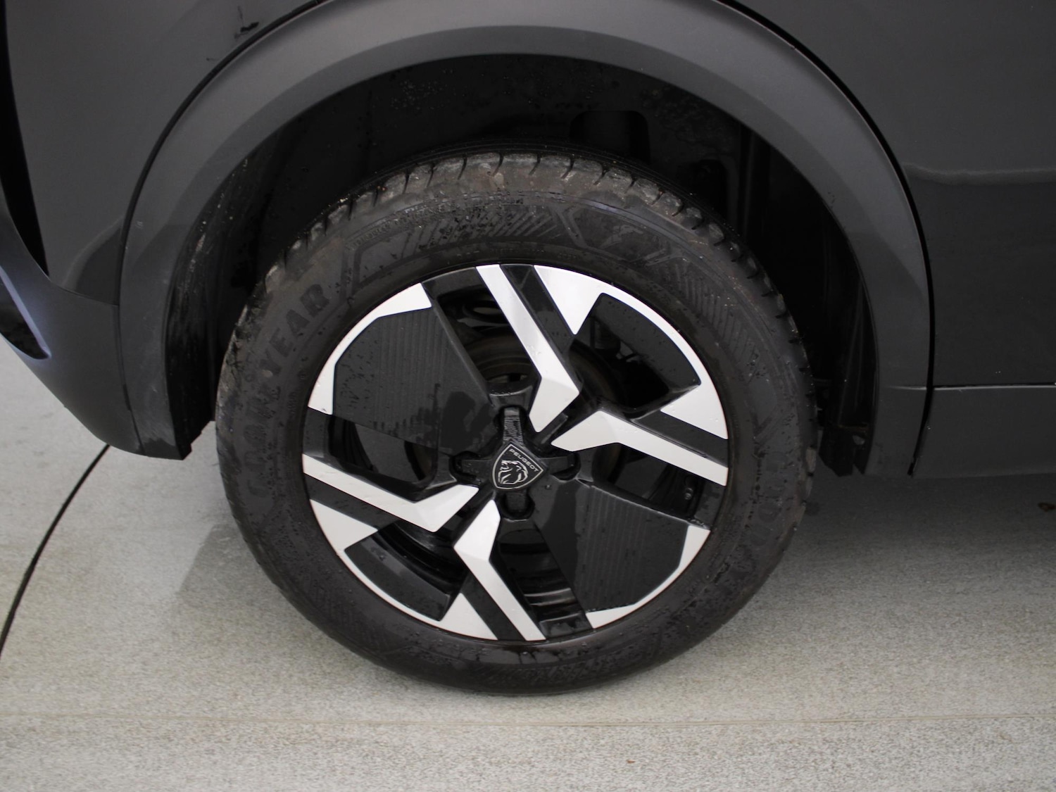 Used Peugeot 2008 2023 for sale - 76916484: Photo 37