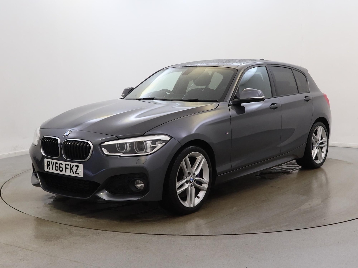 Used BMW 1 Series 2017 for sale - 77135393: Photo 3