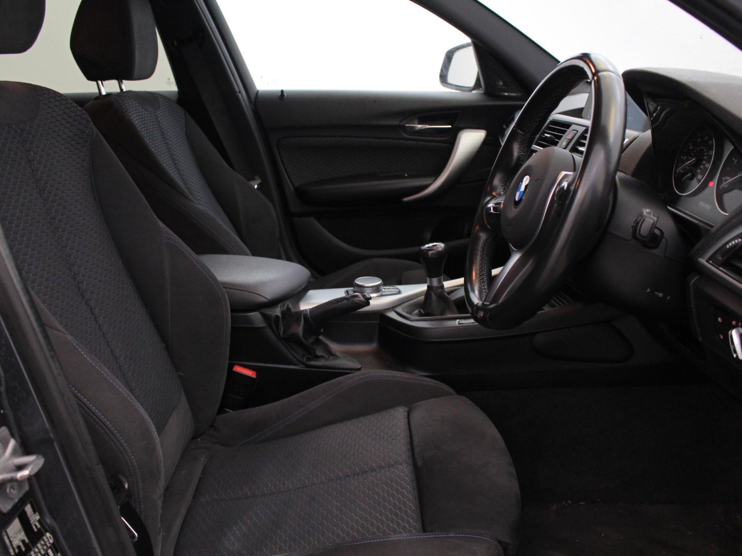 Used BMW 1 Series 2017 for sale - 77135393: Photo 9