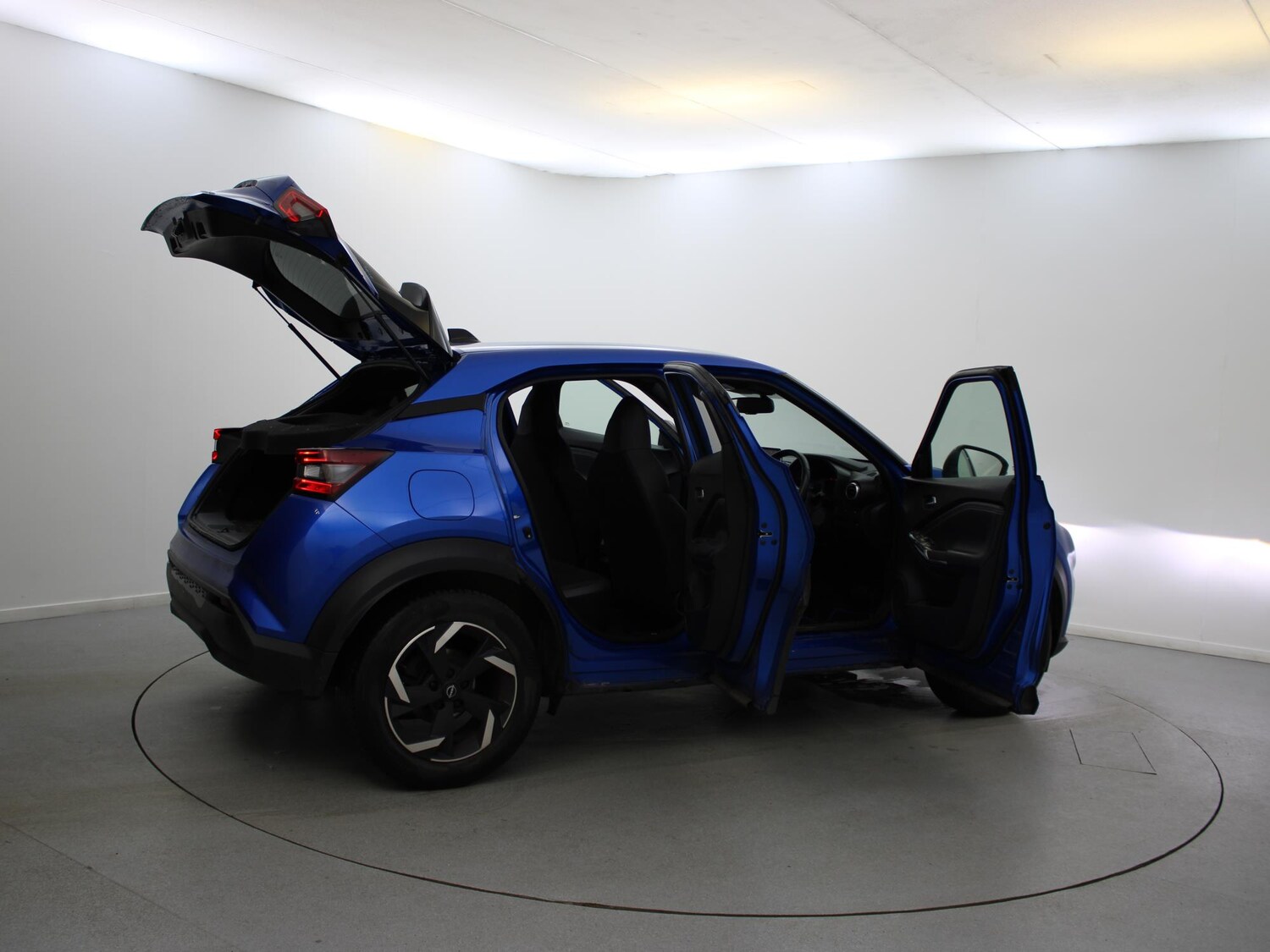 Used Nissan Juke 2023 for sale - 76515838: Photo 30