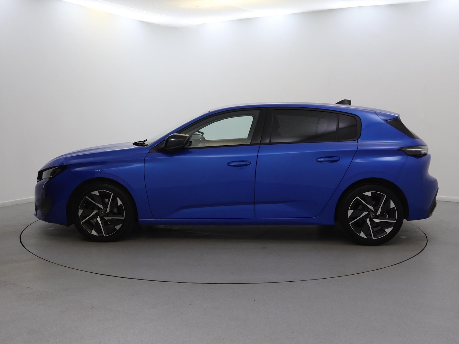 Used Peugeot 308 2023 for sale - 77135399: Photo 4