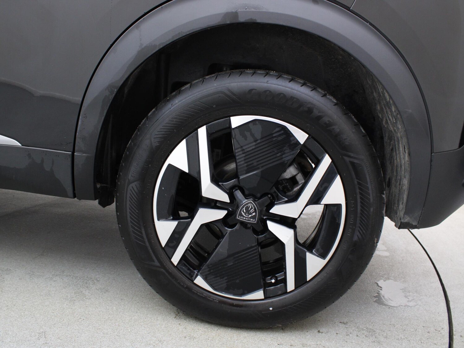 Used Peugeot 2008 2024 for sale - 76705453: Photo 30