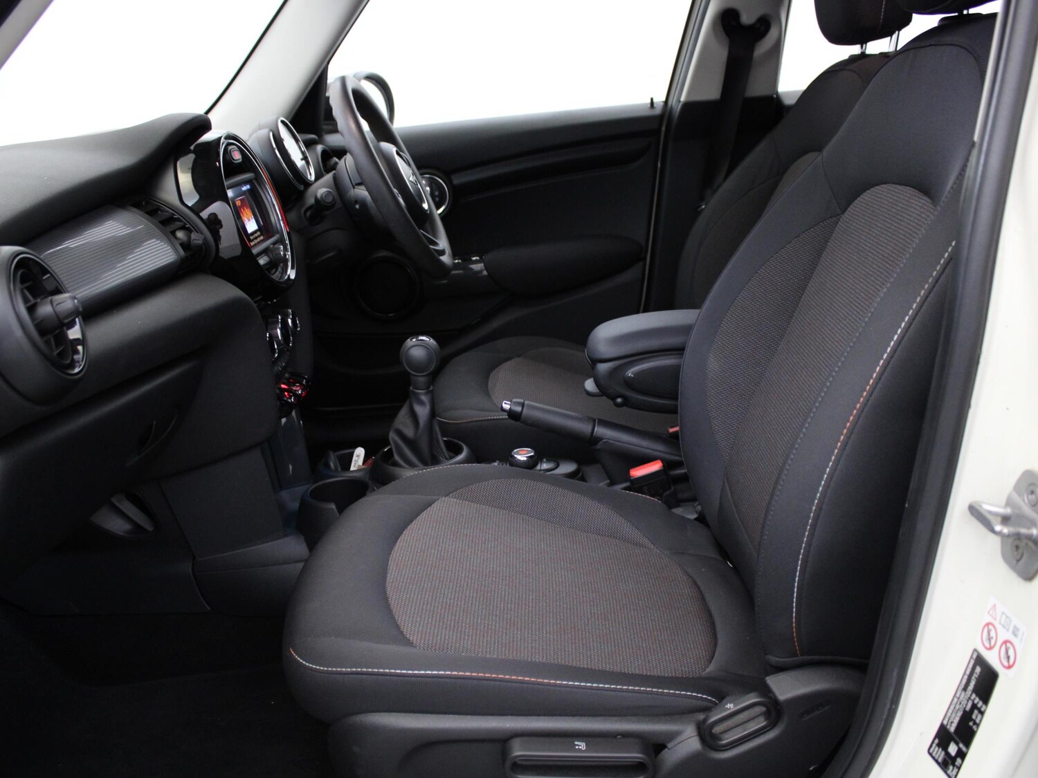 Used MINI Hatch 2020 for sale - 76916391: Photo 9