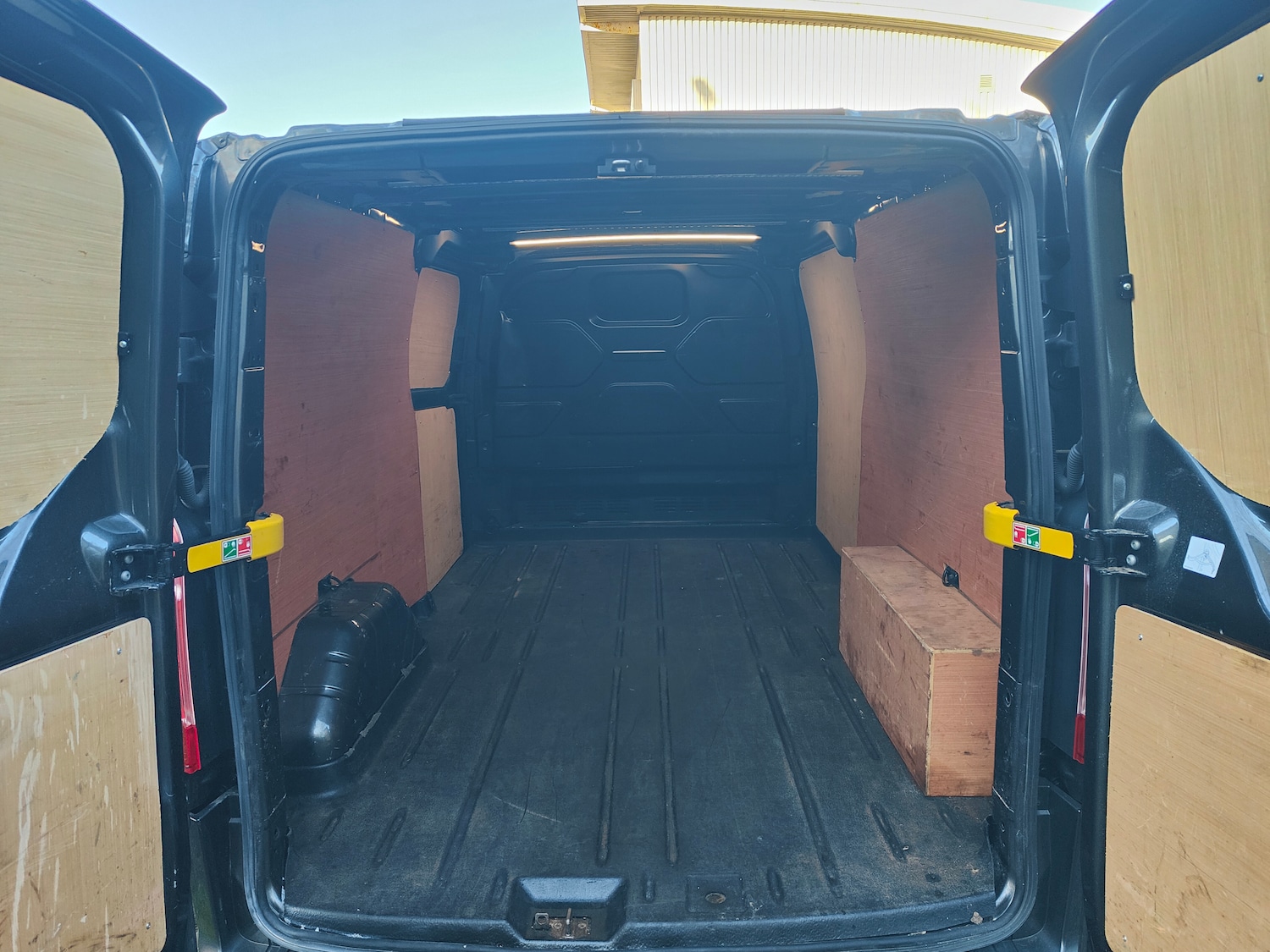 Used Ford Transit Custom 2024 for sale - 77294528: Photo 19